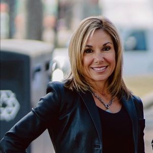 Meet your Posher, Ellen